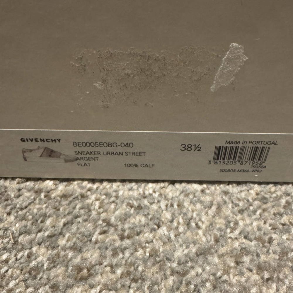 Givenchy Urban Argent White and Silver Street Sneakers- Size 38 1/2 or   U.S 8 - Picture 7 of 9